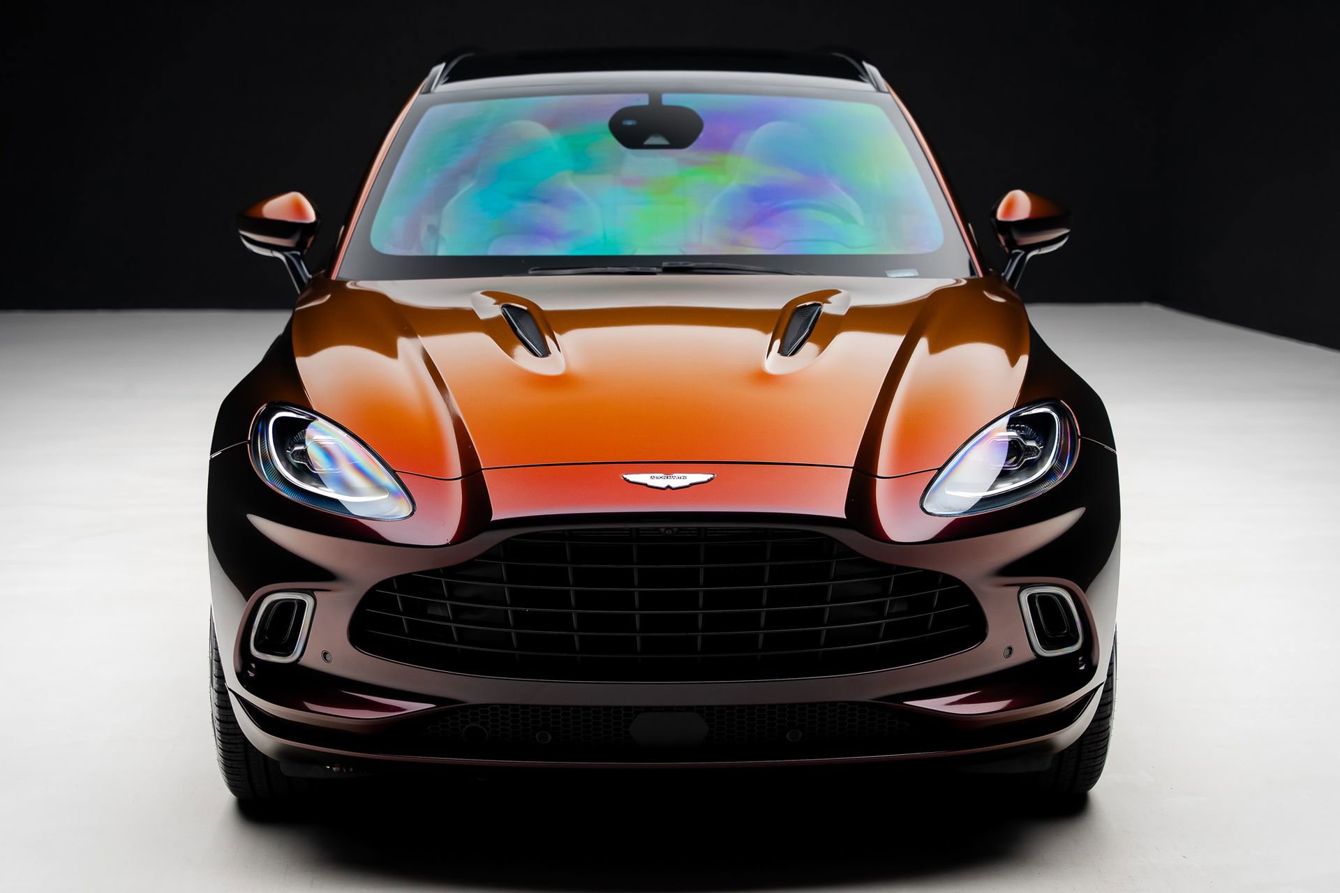 Used 2023 Aston Martin DBX AWD/4WD image 6