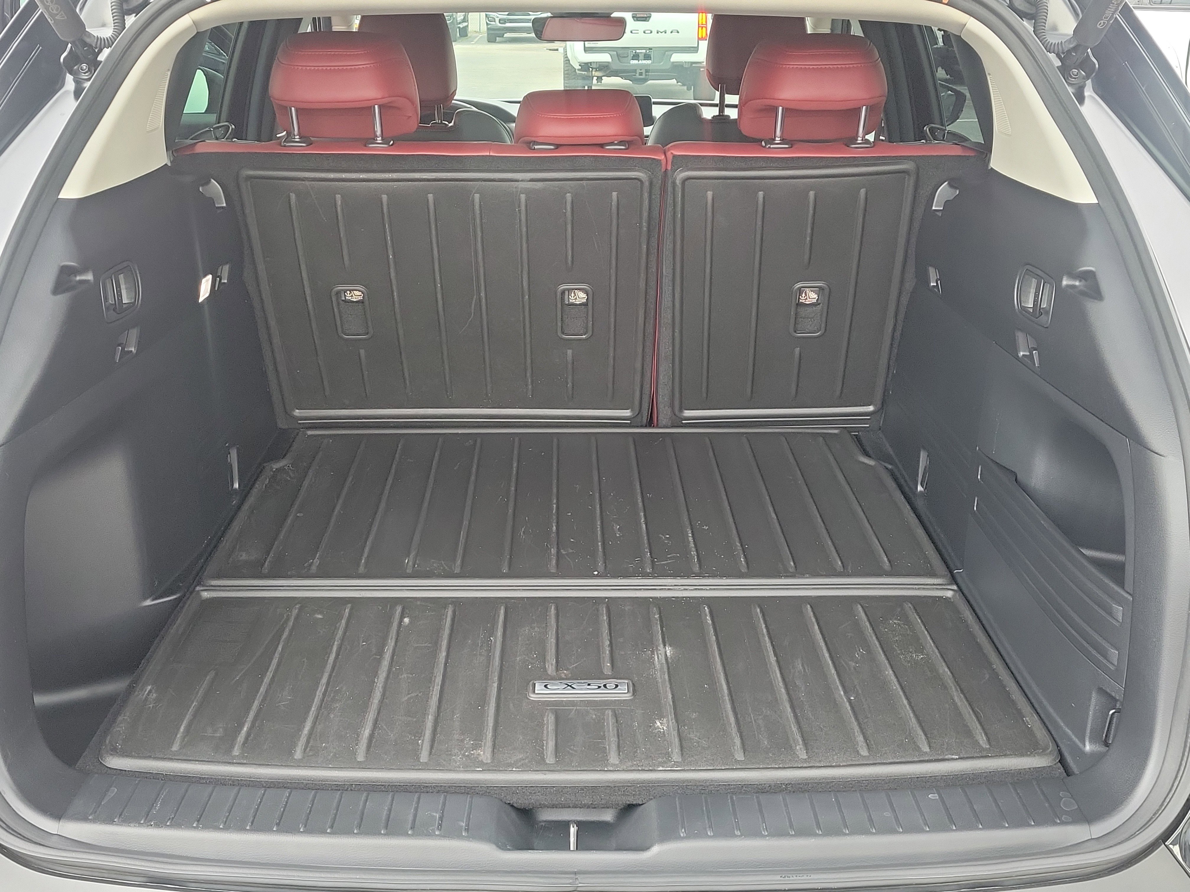 Used 2025 MAZDA CX-50 AWD 2.5 Hybrid w/ Weather Package image 10