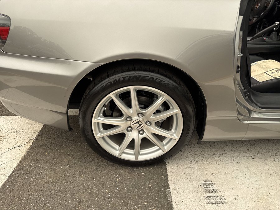 Used 2004 Honda S2000 image 33