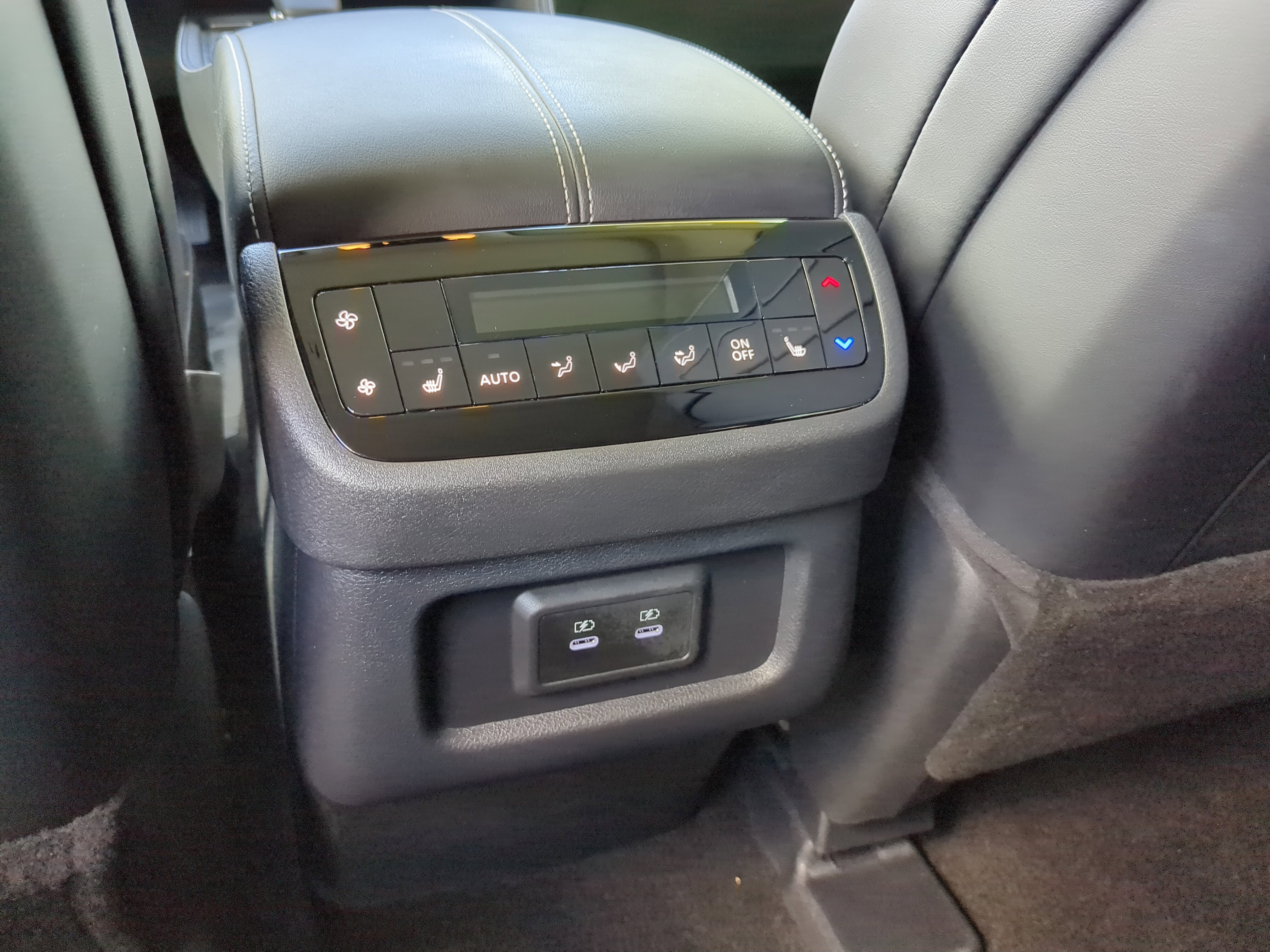 Used 2026 INFINITI QX60 Luxe w/ Cargo Package image 15