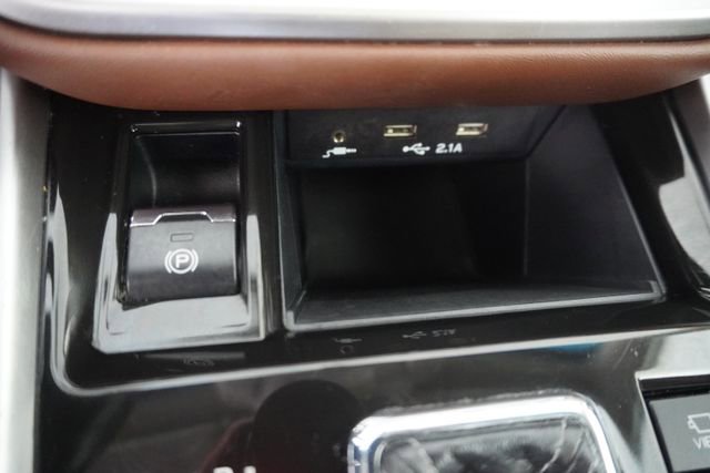 Used 2020 Subaru Outback Touring w/ Popular Package #2 AWD/4WD image 26
