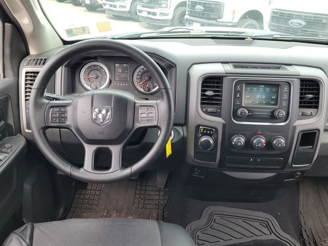 Used 2014 RAM 1500 Express w/ Black Ram 1500 Express Group image 9