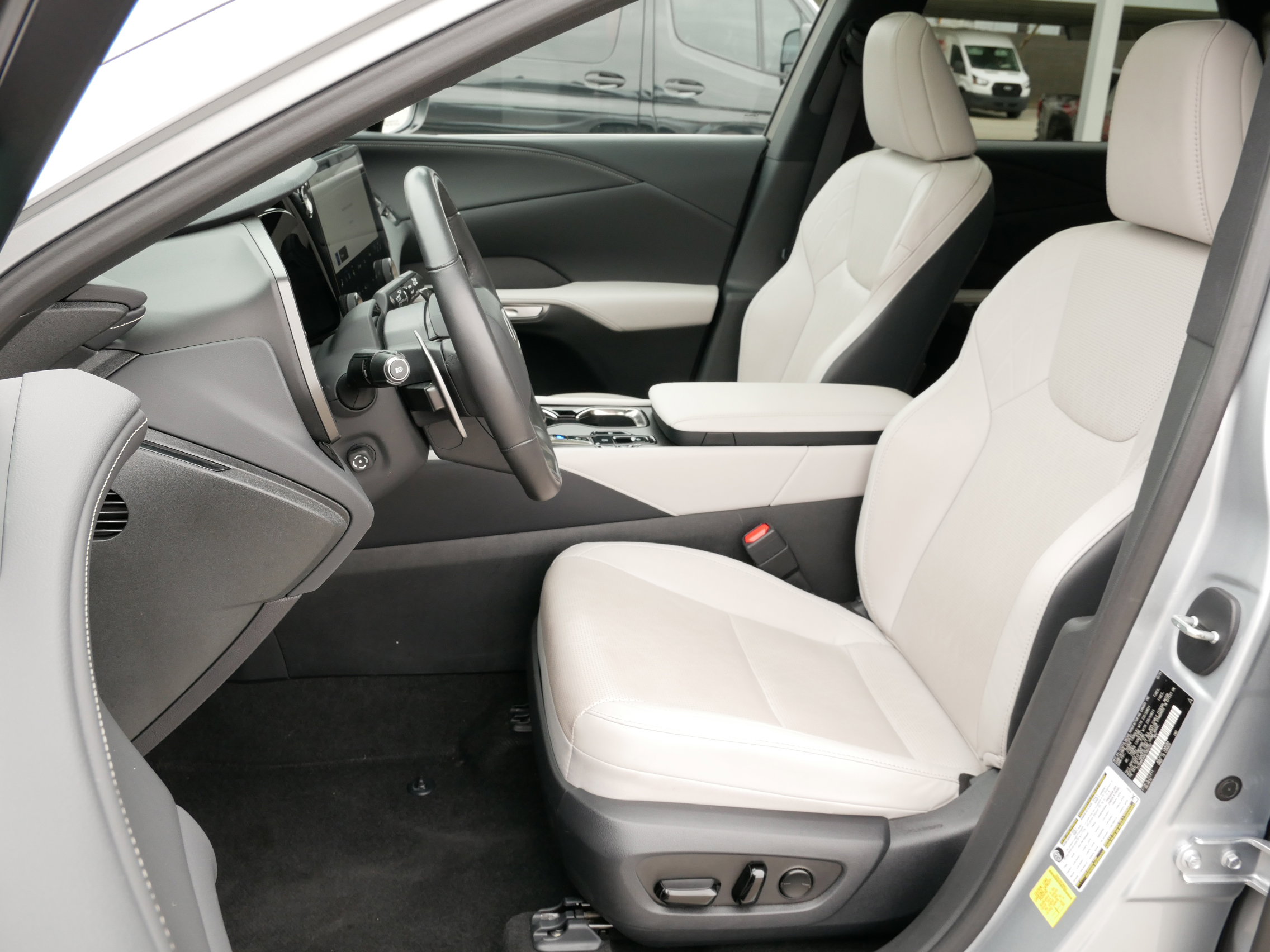 Certified 2024 Lexus RX 350 image 2