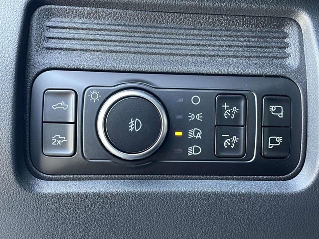 New 2026 Ford F250 Lariat w/ Black Appearance Package image 17