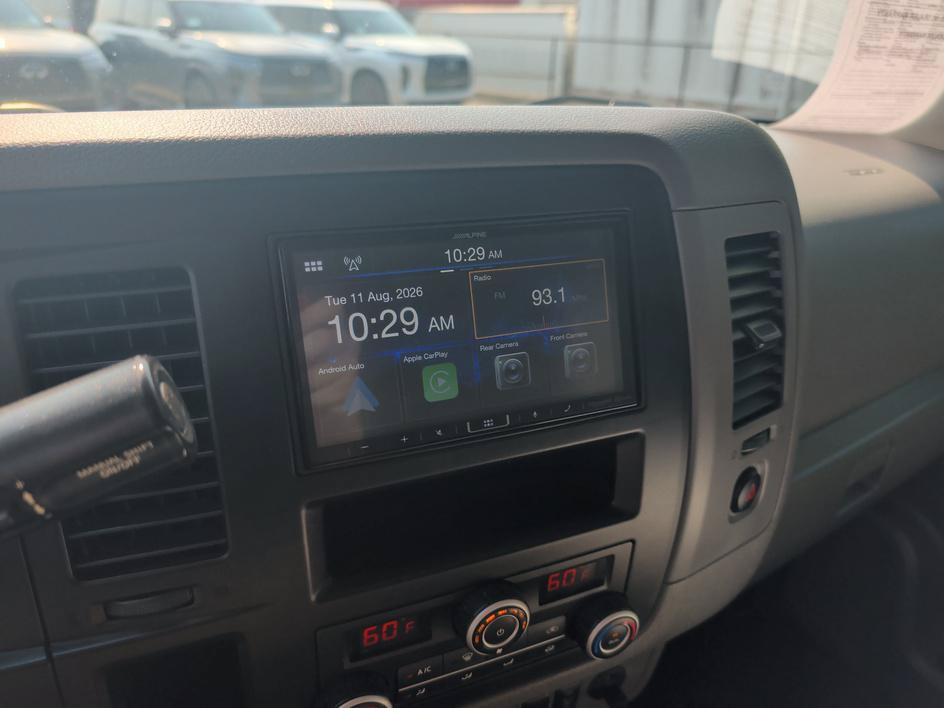 Used 2013 Nissan NV 3500 SL w/ Technology Pkg RWD image 24