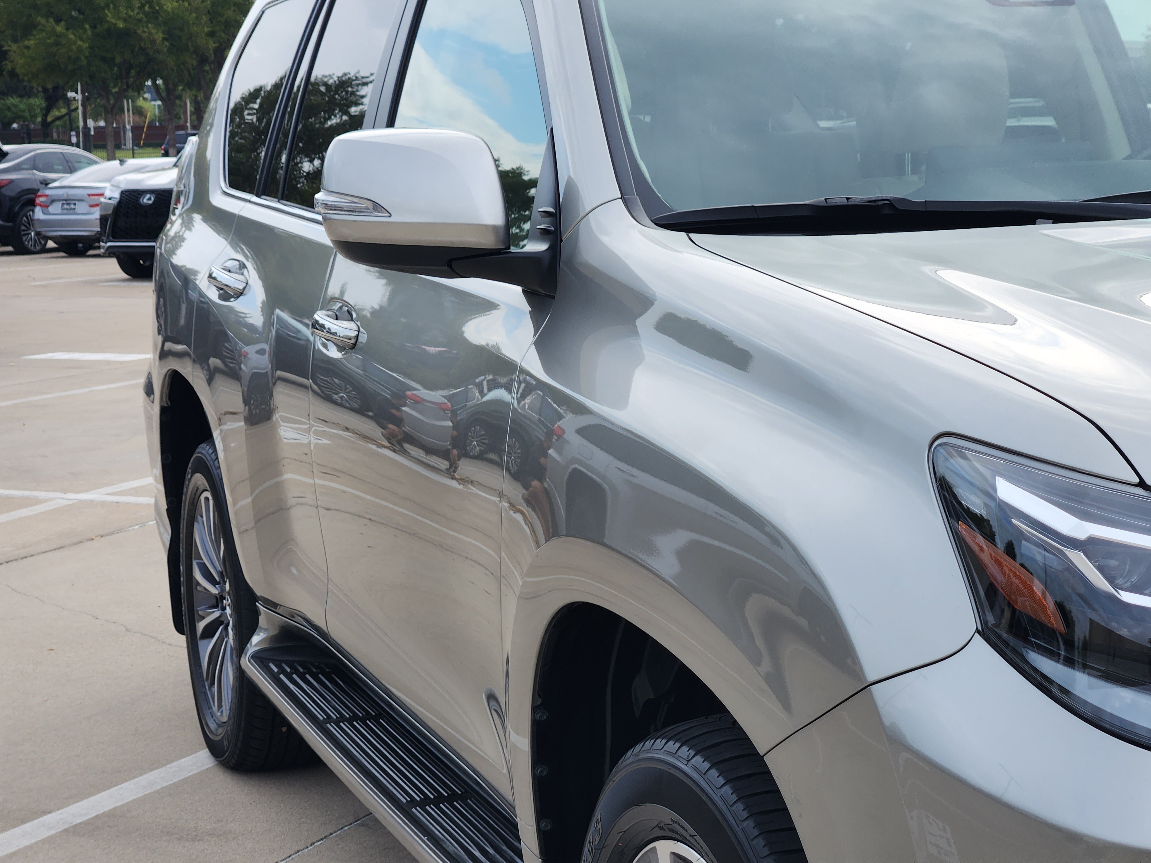 Used 2023 Lexus GX 460 Luxury AWD/4WD image 12