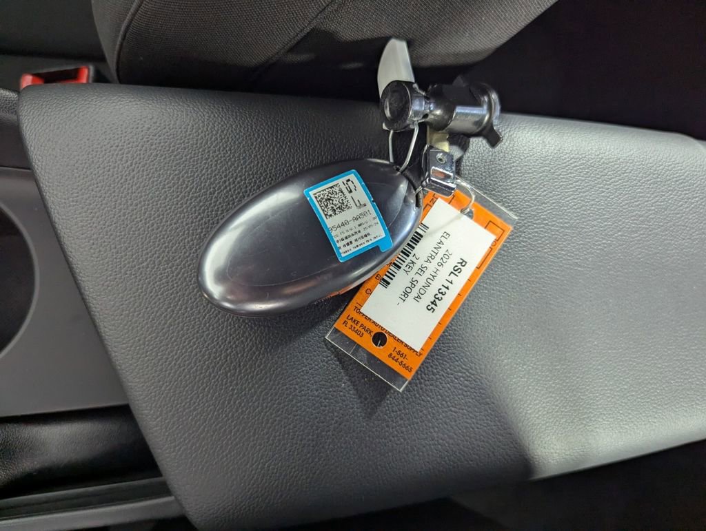 Used 2026 Hyundai Elantra Sport image 27