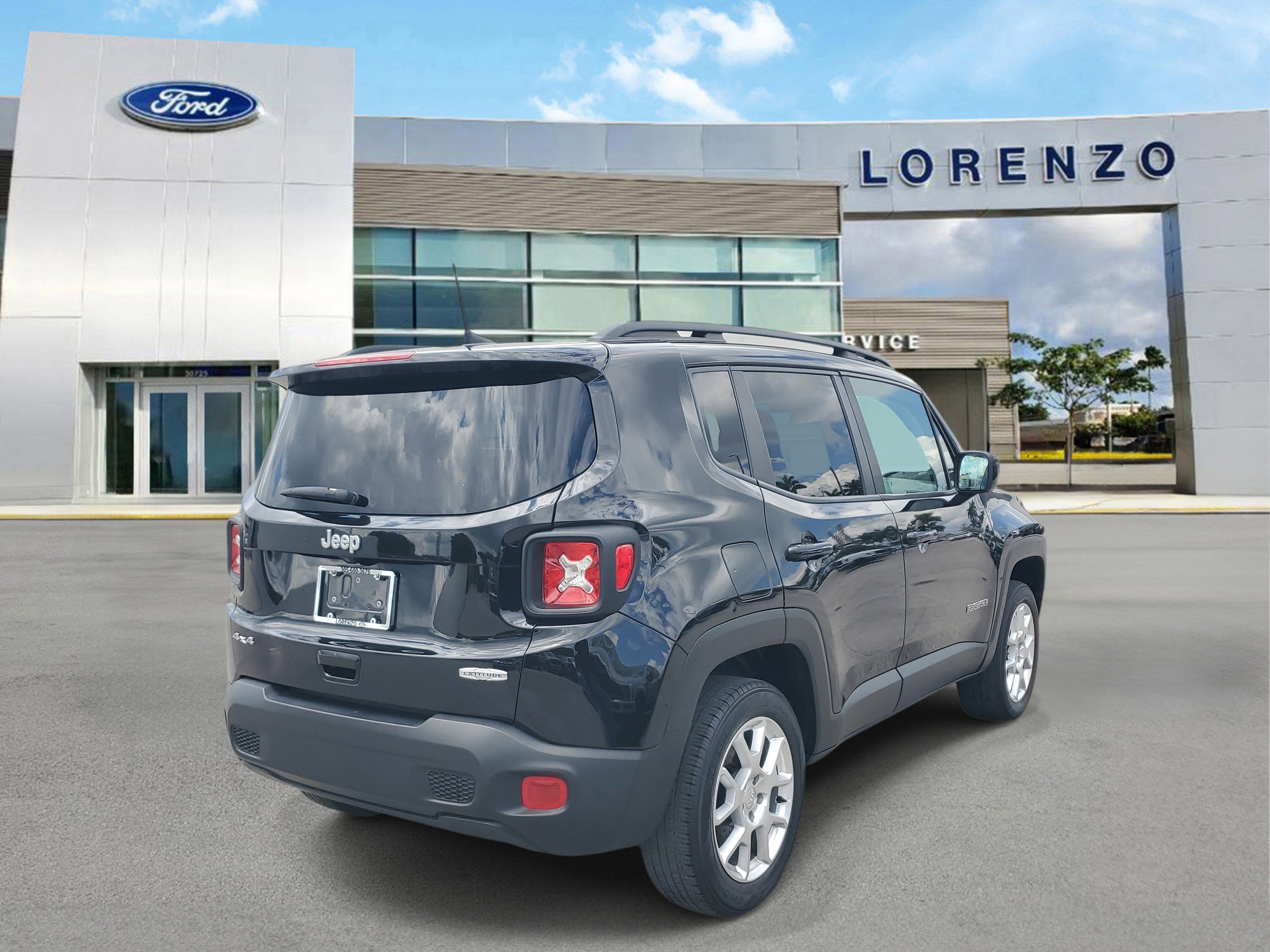 Used 2021 Jeep Renegade Latitude AWD/4WD image 5