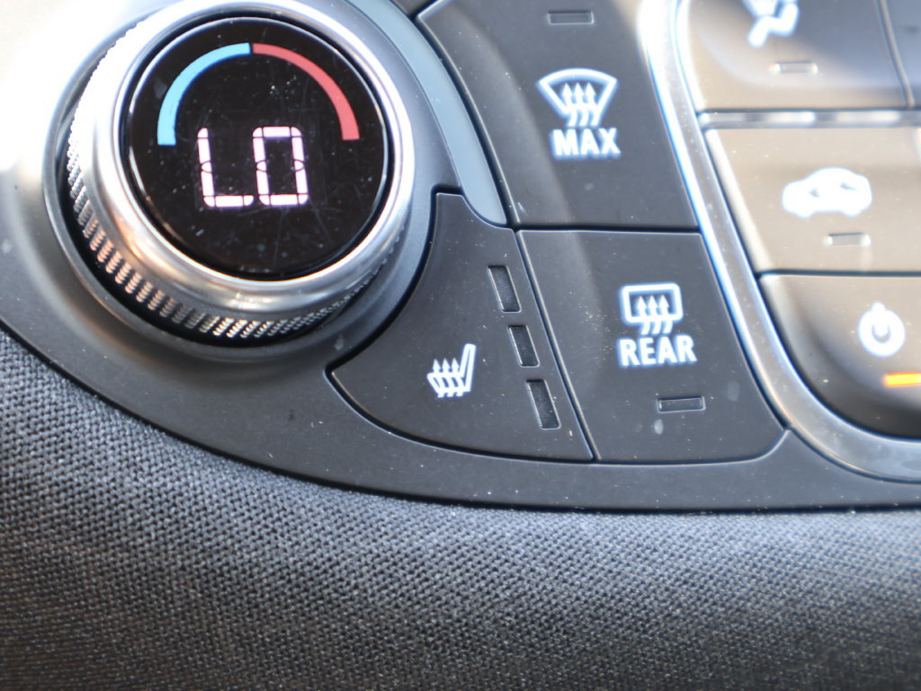 Used 2024 Chevrolet Malibu LT FWD image 36