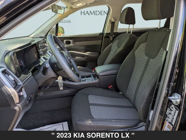 Used 2023 Kia Sorento LX image 11