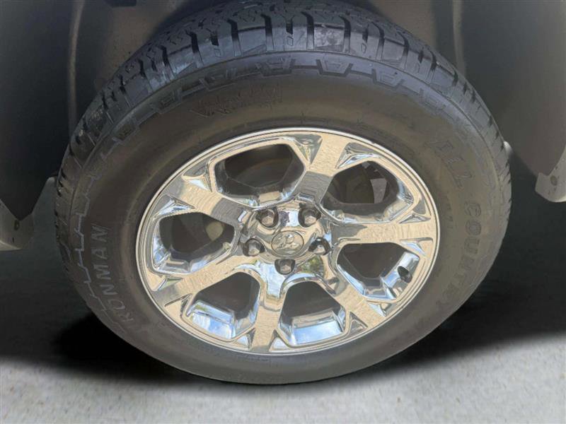 Used 2014 RAM 1500 Laramie image 23