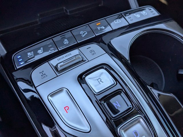 Used 2024 Hyundai Tucson Limited image 27