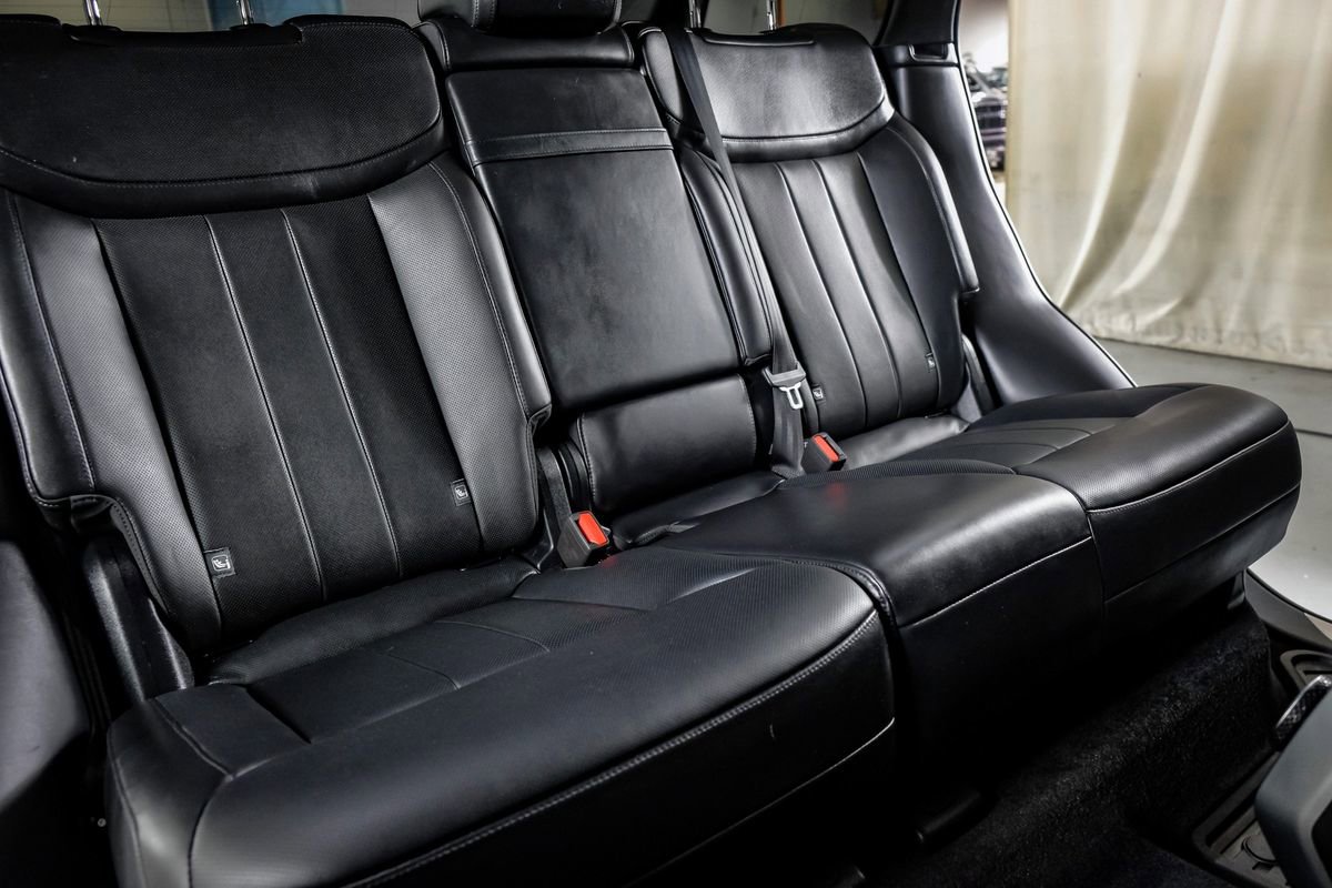 Used 2024 Land Rover Range Rover SE image 27