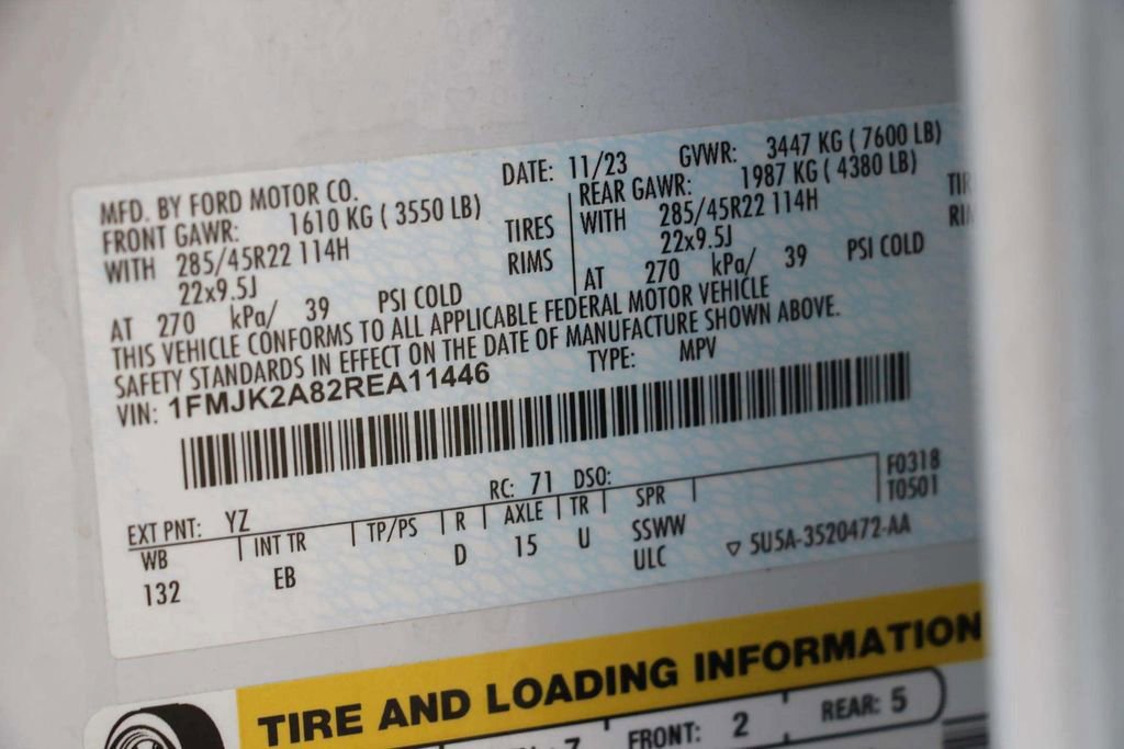 Used 2024 Ford Expedition Max Limited image 32