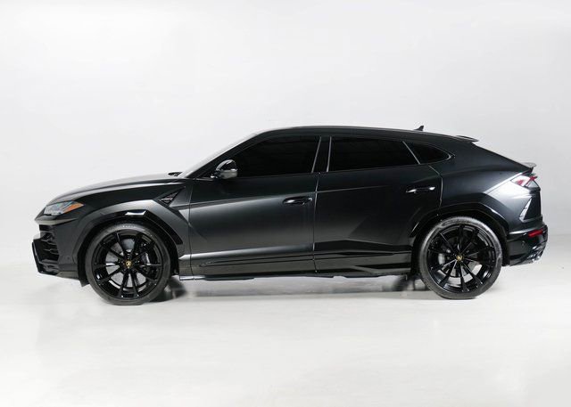 Used 2022 Lamborghini Urus image 6