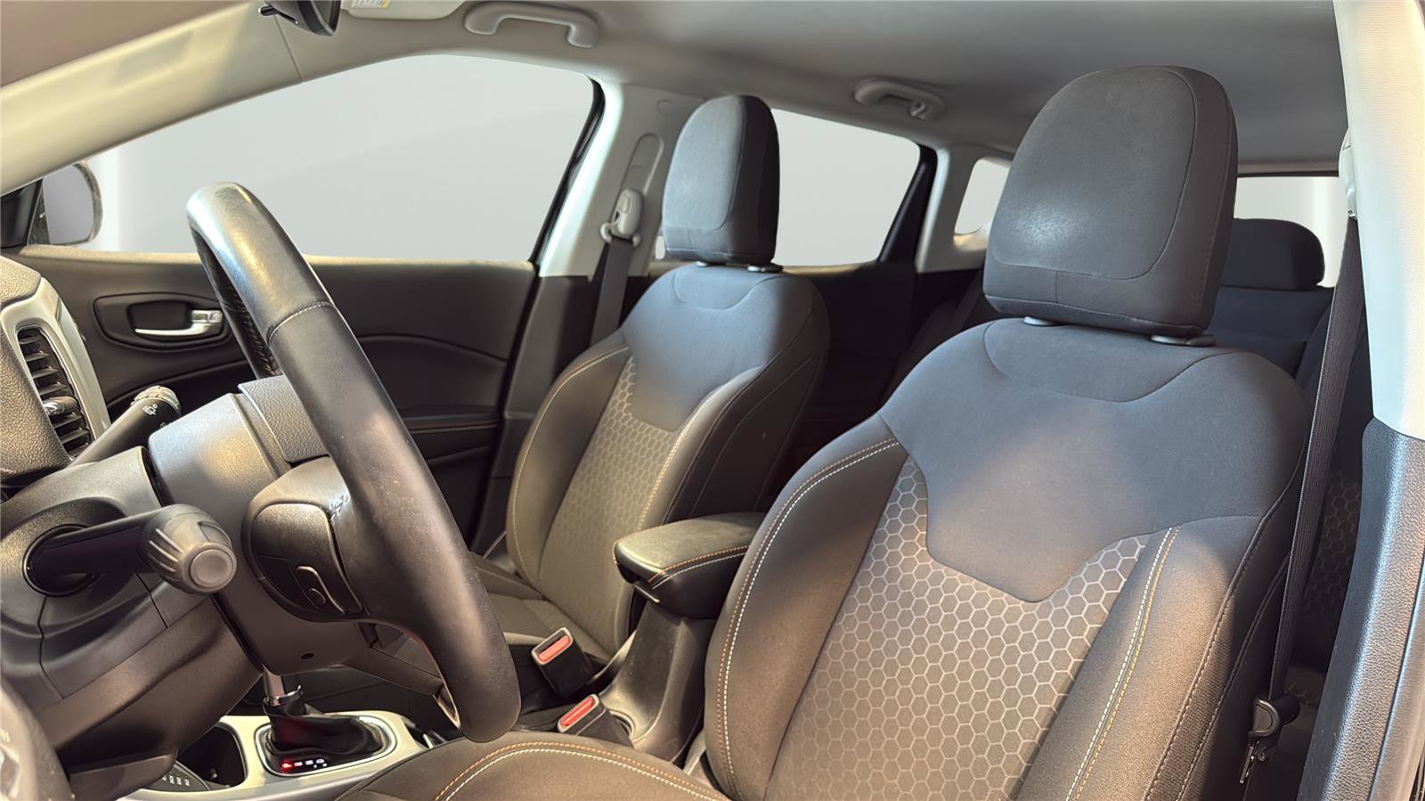 Used 2019 Jeep Compass Sport AWD/4WD image 10