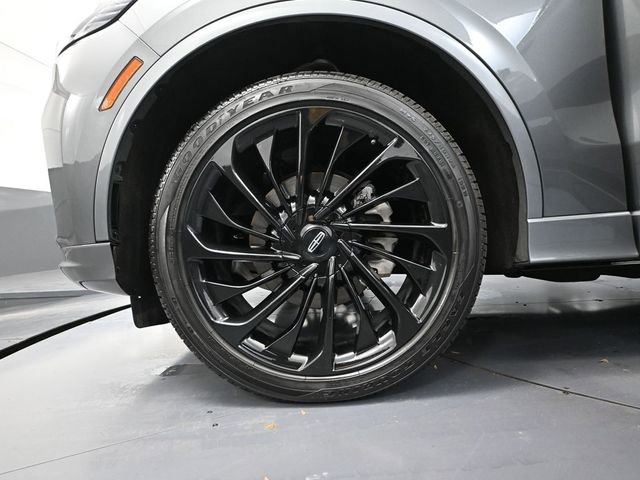 Used 2025 Lincoln Aviator Reserve w/ Jet Appearance Package image 17