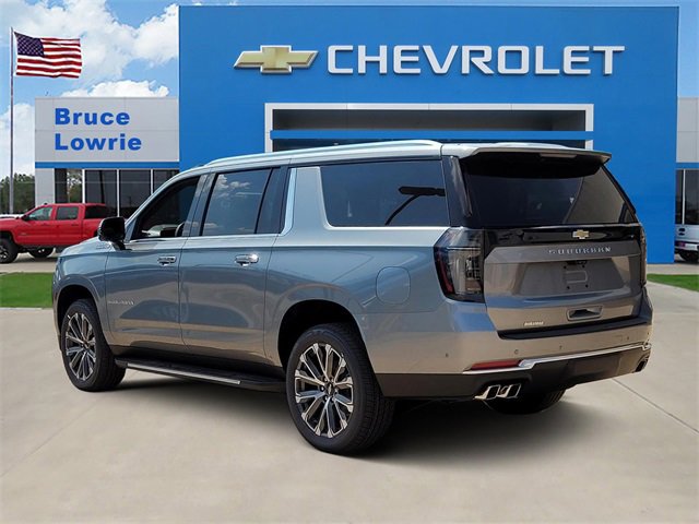 New 2026 Chevrolet Suburban High Country image 3