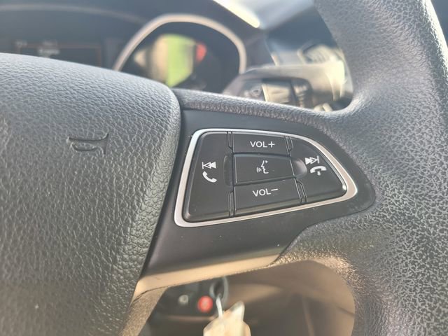 Used 2015 Ford Focus SE image 26