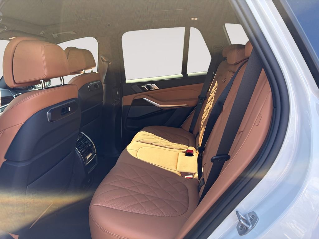 New 2026 BMW X5 xDrive40i AWD/4WD image 13