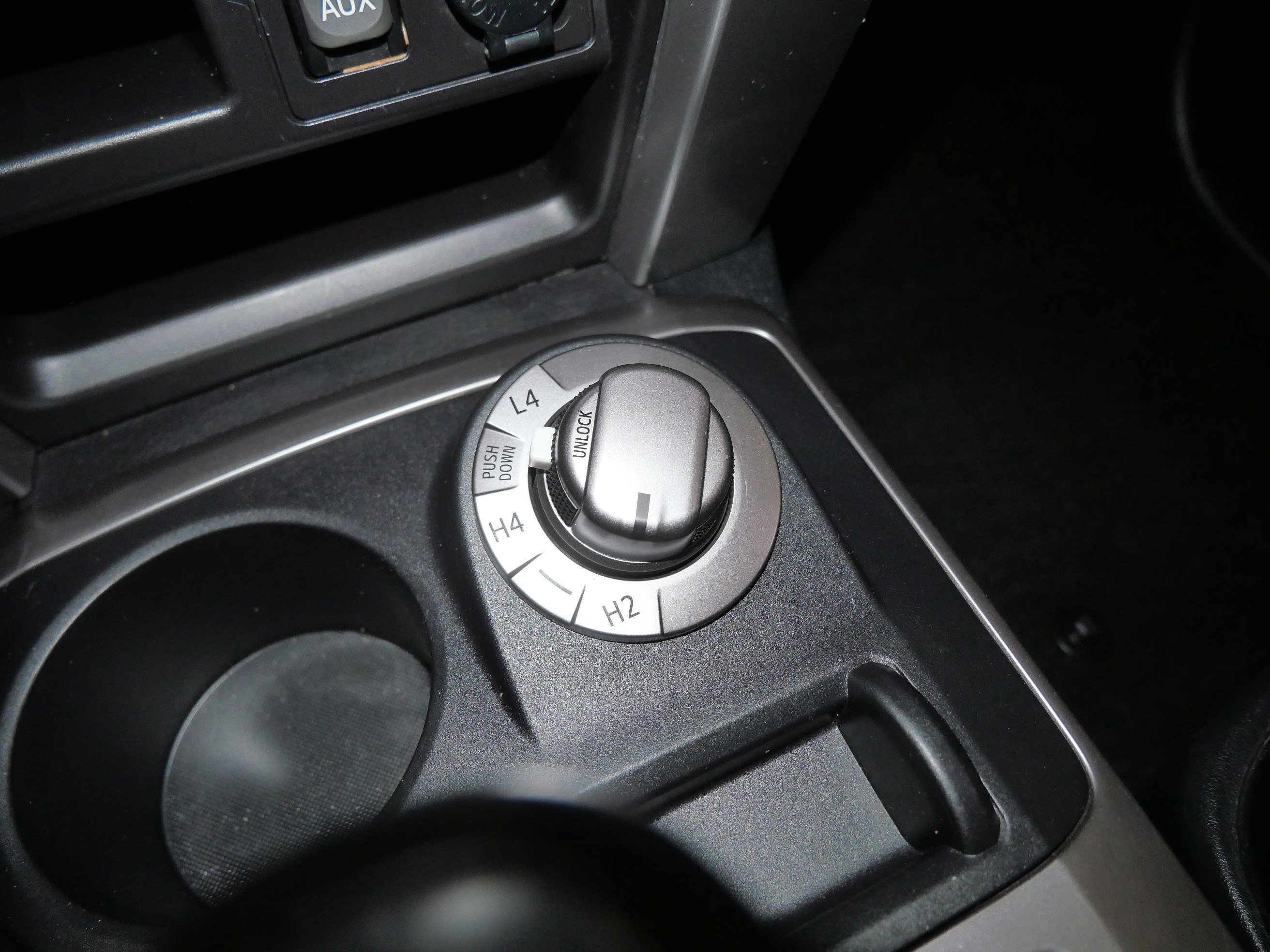 Used 2018 Toyota 4Runner SR5 Premium image 30