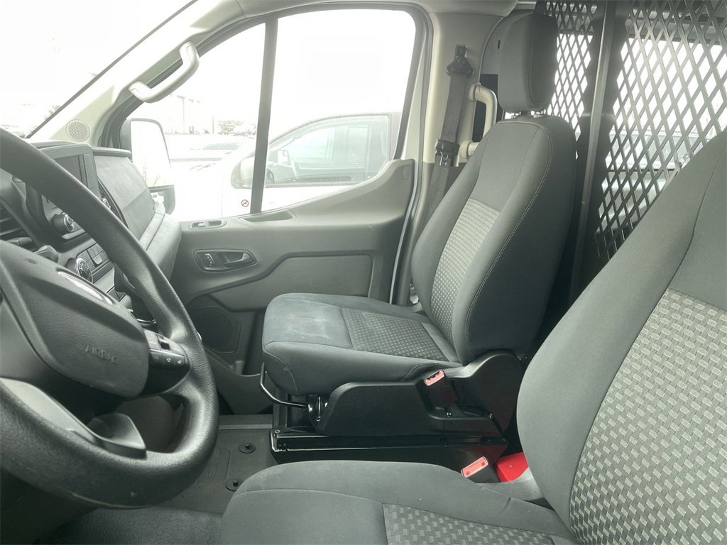 Used 2024 Ford Transit 250 Low Roof w/ Exterior Upgrade Package image 3