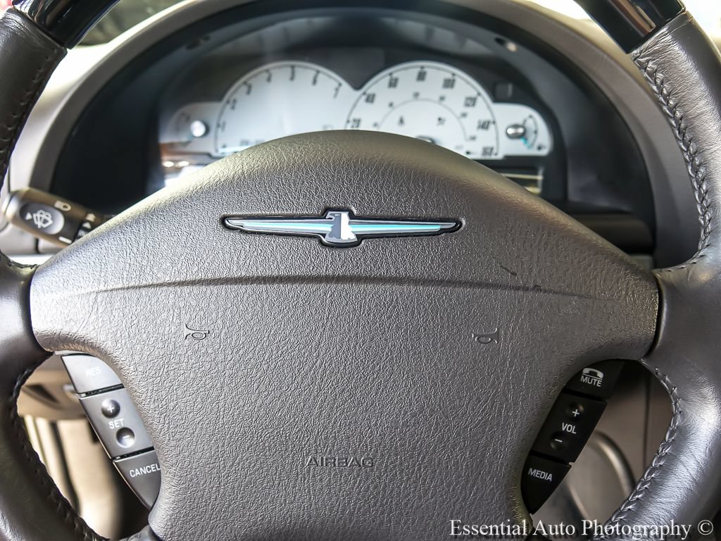 Used 2002 Ford Thunderbird RWD image 12