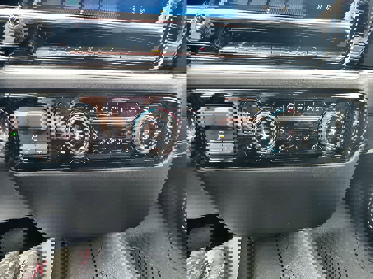 New 2026 Chevrolet Silverado 2500 LT w/ Trail Boss Package image 18