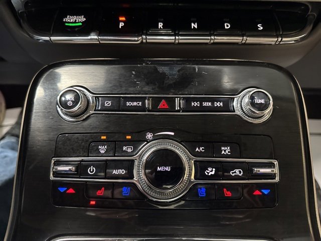 Used 2023 Lincoln Nautilus Reserve w/ Monochromatic Package image 12