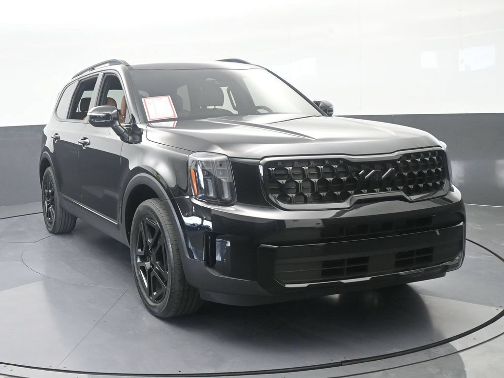 Used 2025 Kia Telluride EX X-Line AWD/4WD image 2