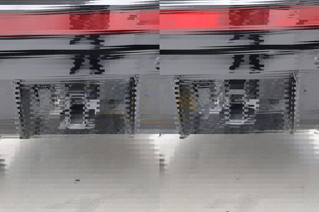 Used 2024 Volkswagen Atlas Cross Sport SEL R-Line image 9