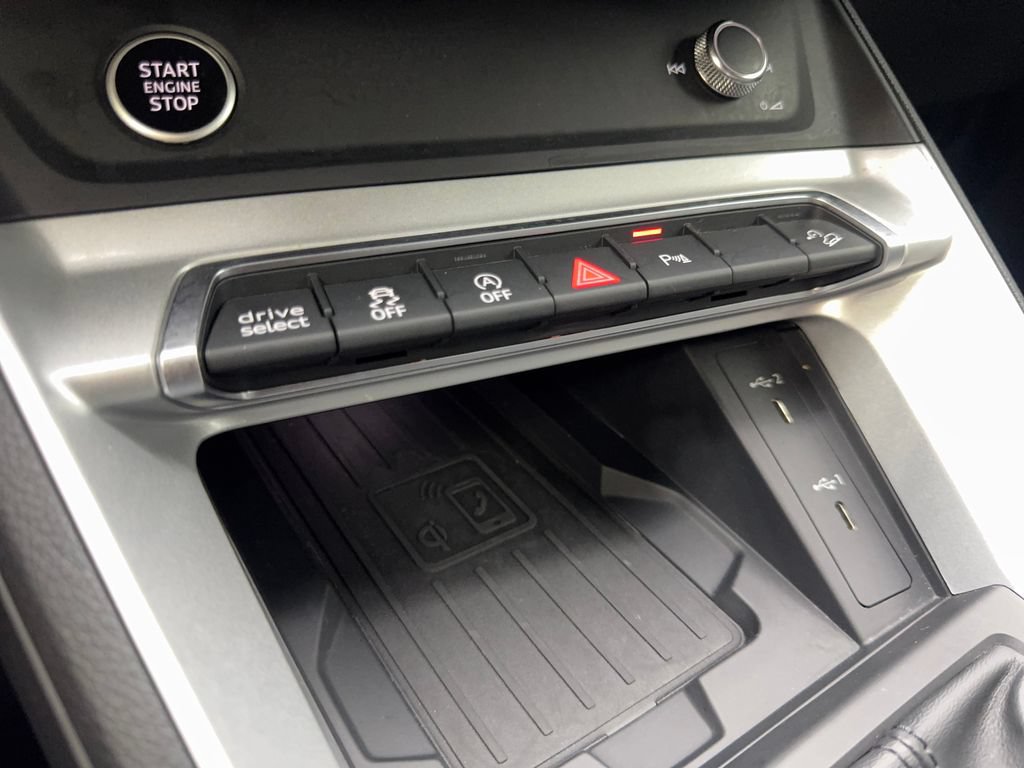 Used 2024 Audi Q3 2.0T Premium AWD/4WD image 68