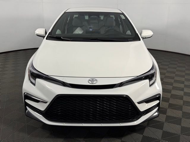New 2026 Toyota Corolla SE FWD image 2