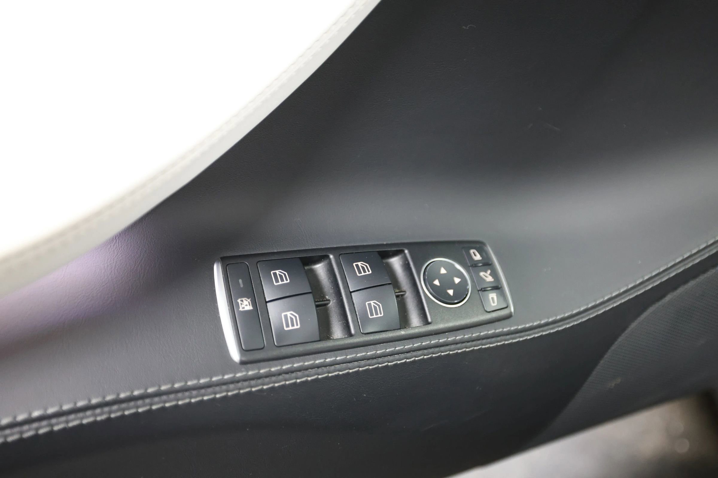 Used 2017 Tesla Model S 100D image 22