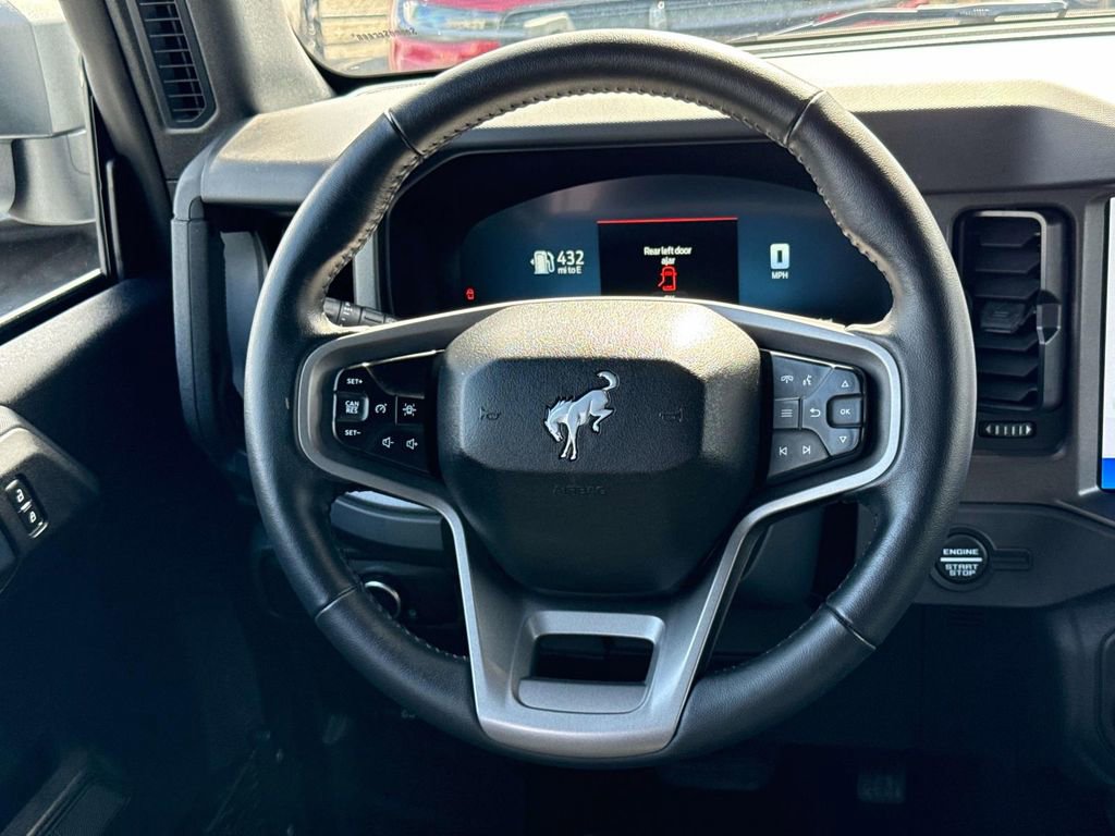 Used 2025 Ford Bronco Big Bend image 16