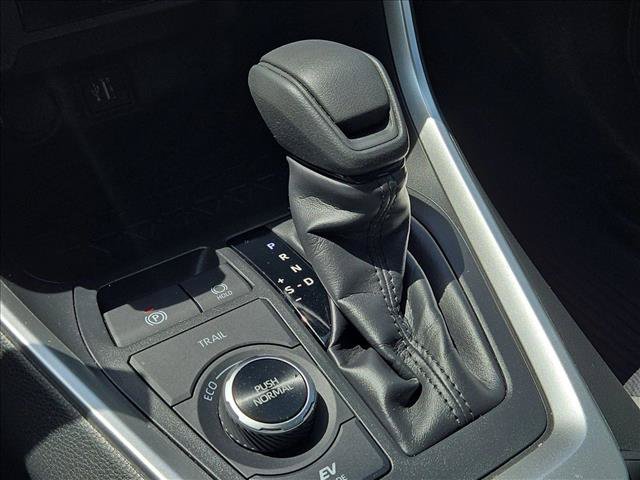 Used 2024 Toyota RAV4 XLE w/ Convenience Package AWD/4WD image 12