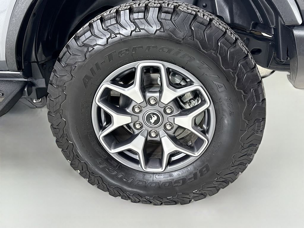 Used 2024 Ford Bronco Badlands image 36