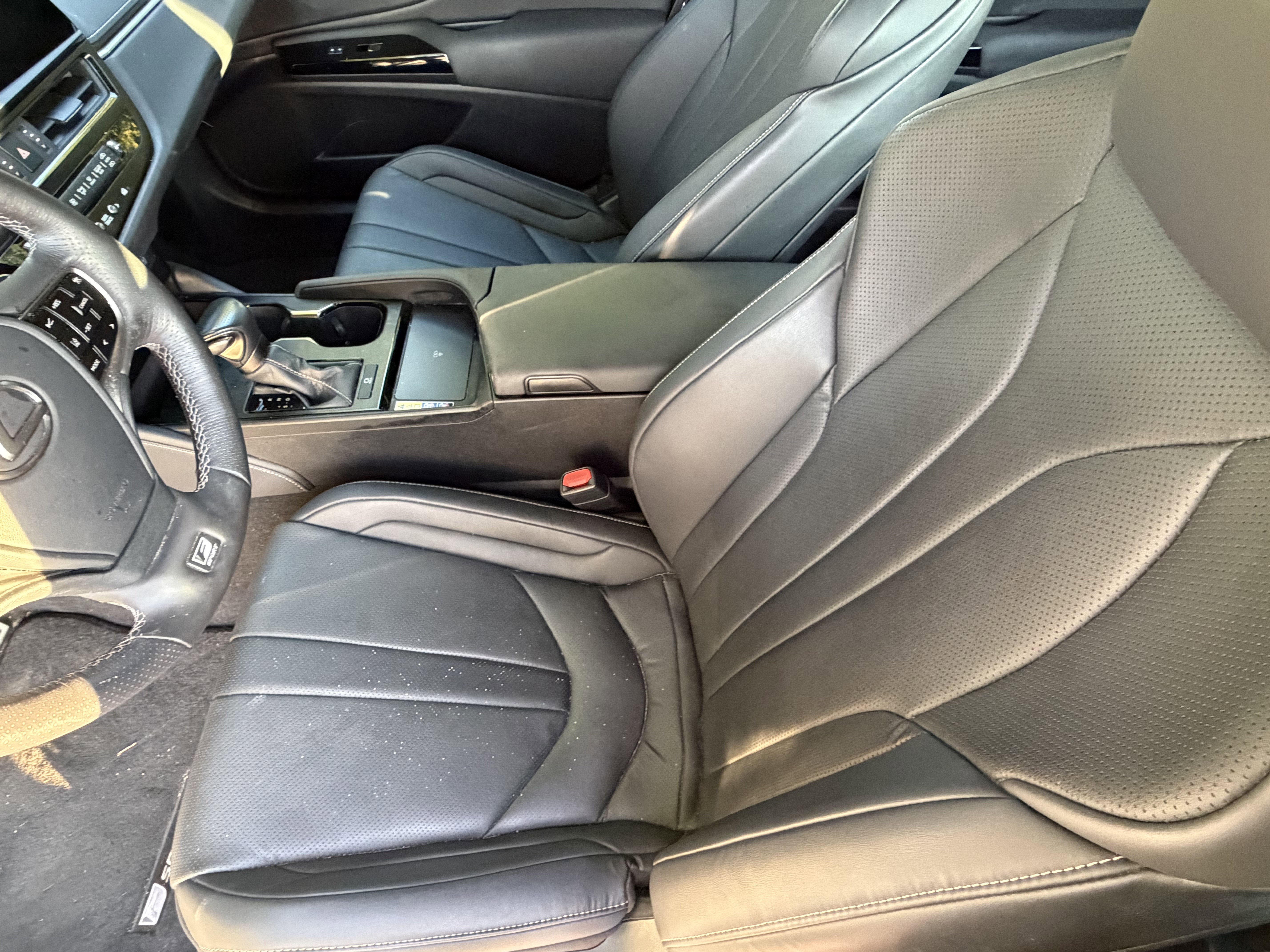 Certified 2023 Lexus ES 350 F Sport w/ Accessory Package (Z2) FWD image 15