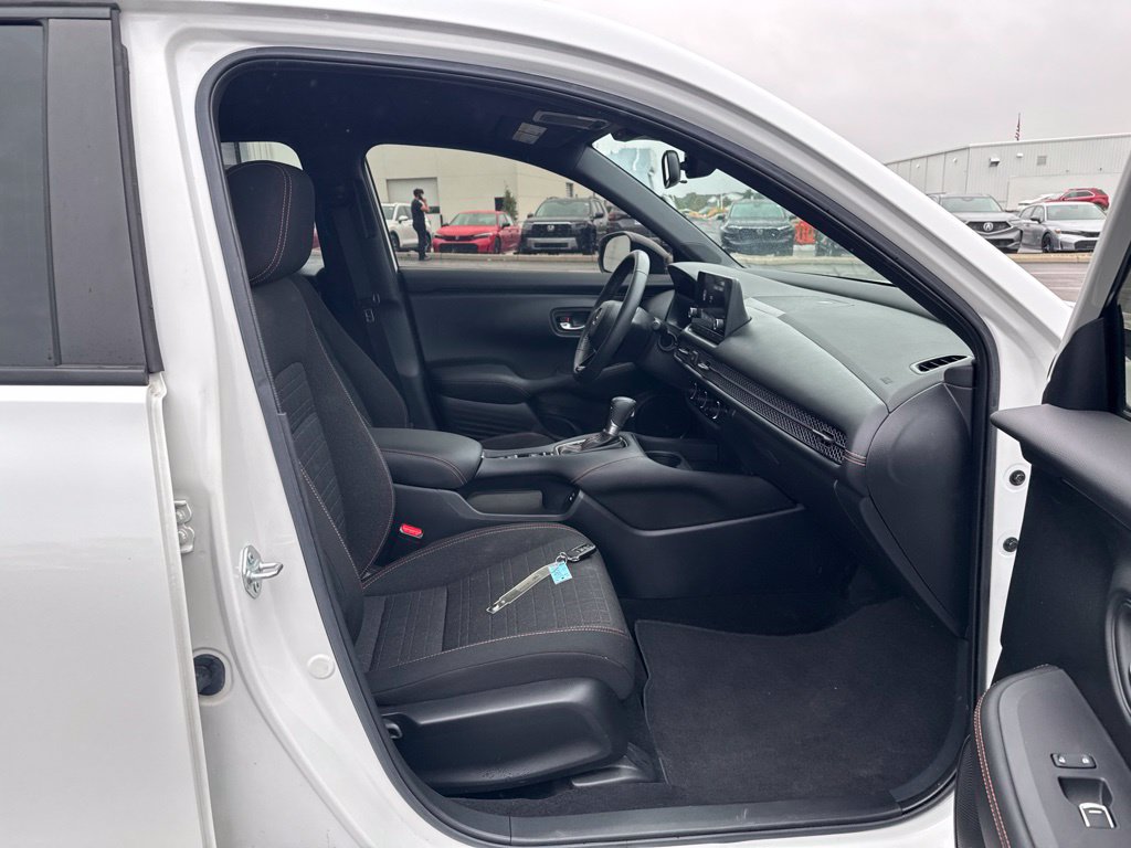 Certified 2024 Honda HR-V Sport image 39