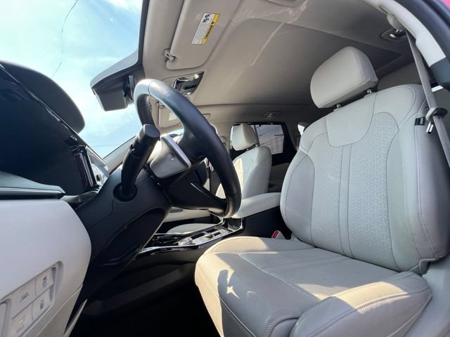 Certified 2023 Kia Sorento SX Prestige AWD/4WD image 14