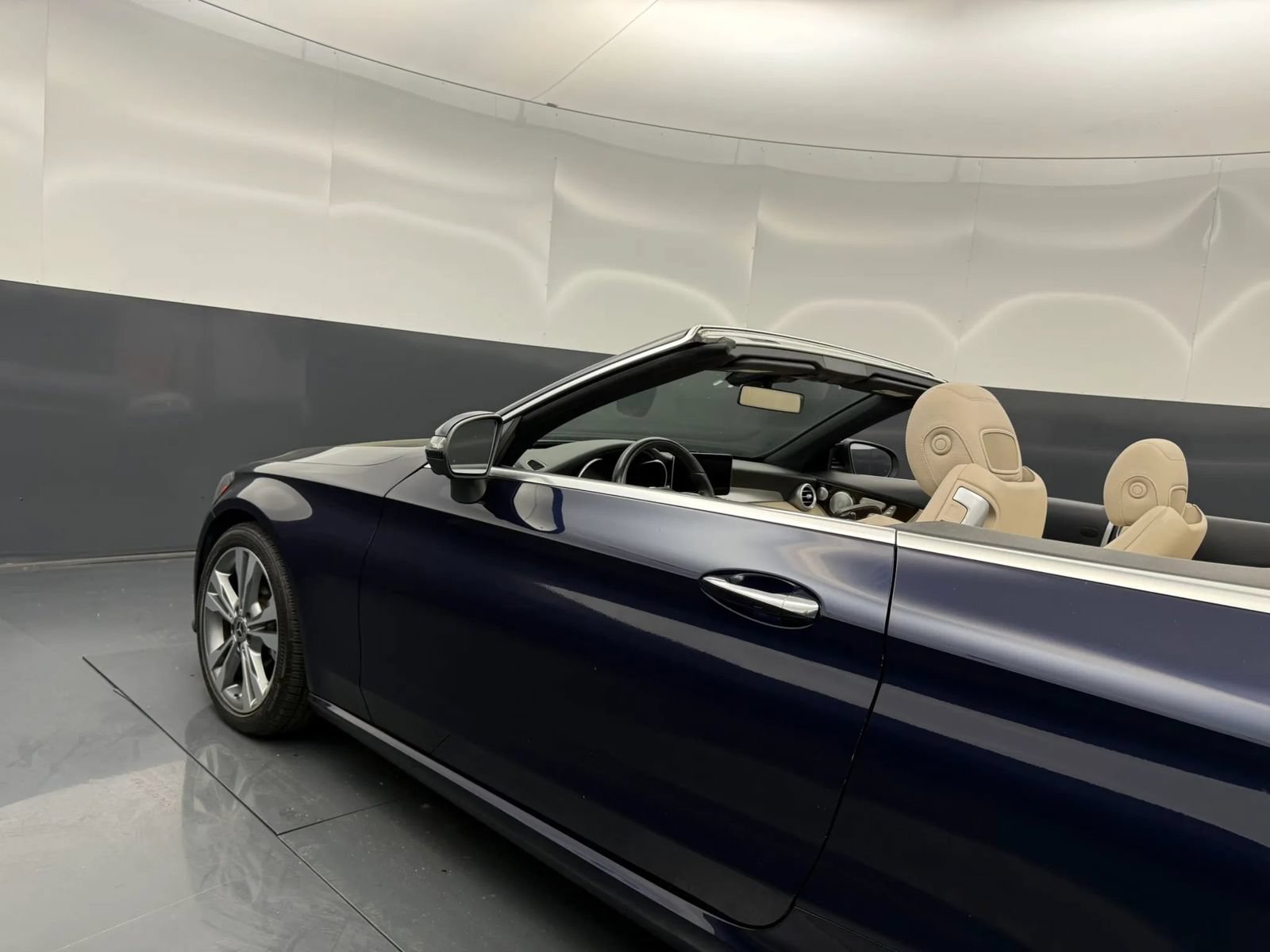 Used 2019 Mercedes-Benz C 300 4MATIC Cabriolet image 42