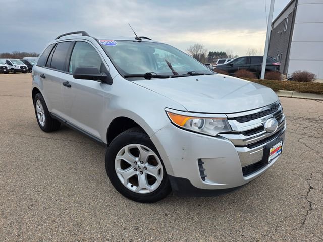 Used 2013 Ford Edge SE image 2