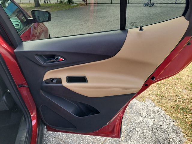 Used 2023 Chevrolet Equinox Premier FWD image 32