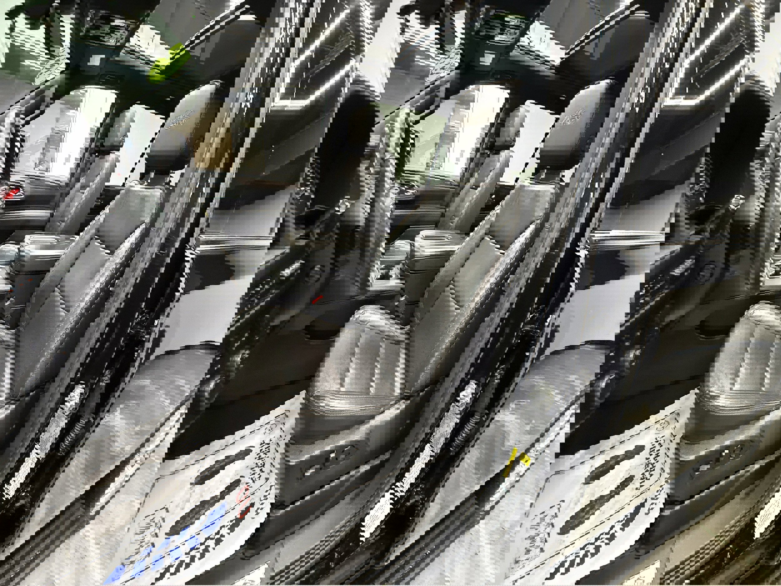 Used 2021 Chevrolet Tahoe High Country w/ Premium Package AWD/4WD image 13