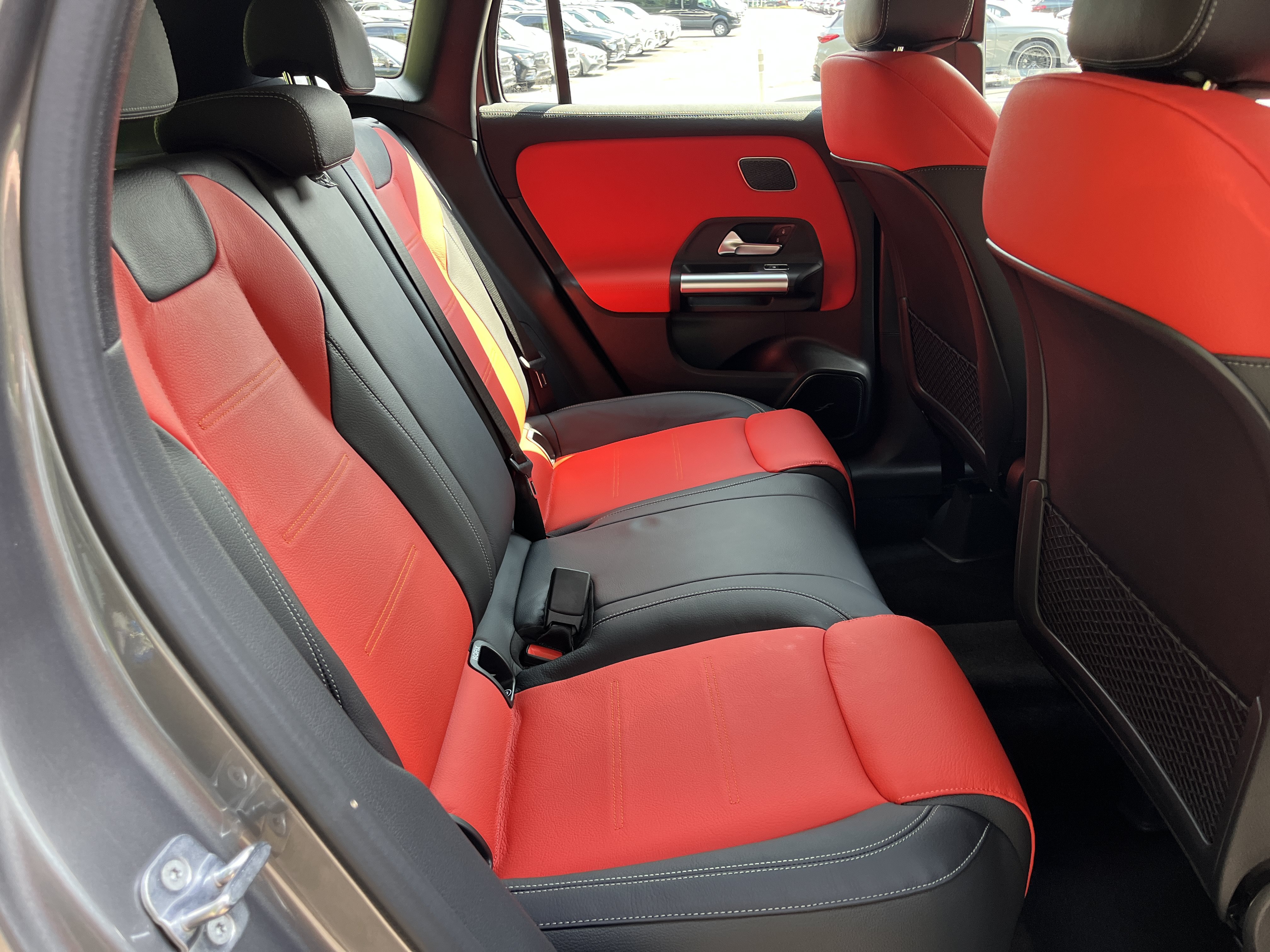New 2026 Mercedes-Benz GLA 35 AMG 4MATIC image 41