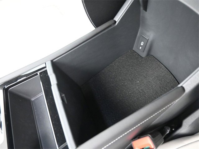 New 2025 Volkswagen Atlas Cross Sport SEL Premium R-Line image 4