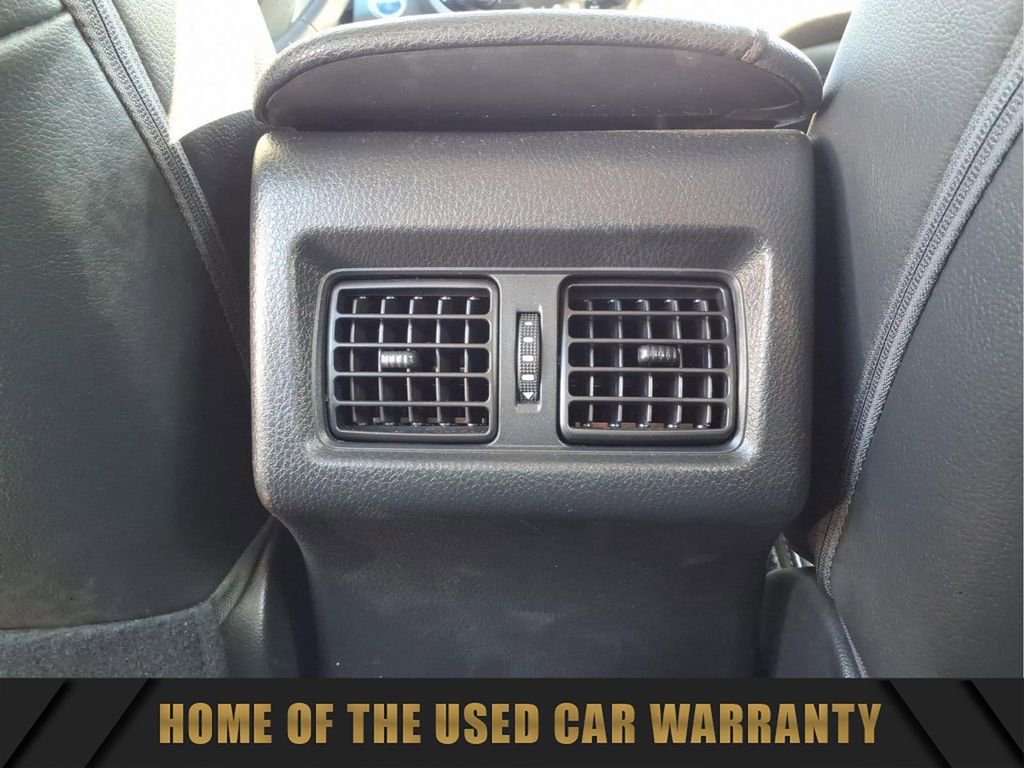 Used 2018 Toyota Camry XLE image 29