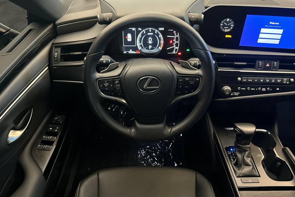 Certified 2025 Lexus ES 350 FWD image 14