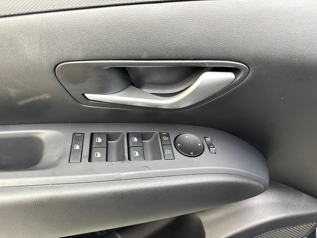Used 2026 Hyundai Tucson SE AWD/4WD image 32