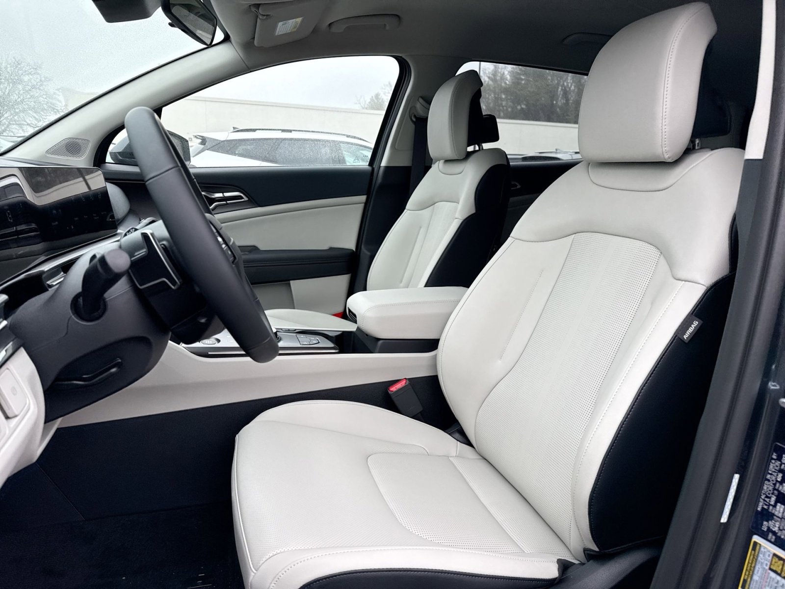 New 2026 Kia Sportage EX image 13